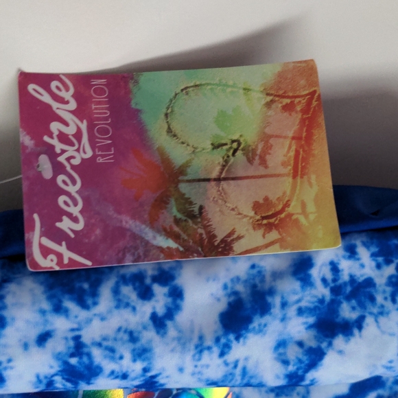 Freestyle Revolution Girl's Size 6 Fully Lined Tie Die Pineapple Print S… - Picture 3 of 8